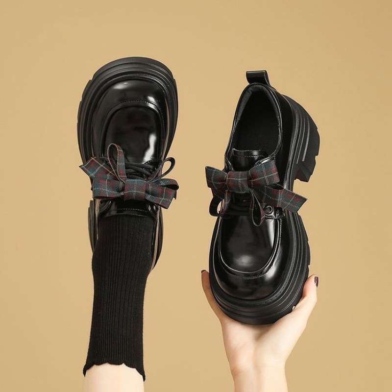 女性用、かわいらしいチェック柄のリボン付きプラットフォームオ - Oxford Lace Up Women のレビューと価格