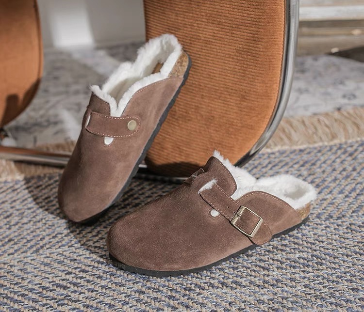 女性用、冬の新作、快適な履き心地のクラシックなファーサンダル - Women'S Shoes Clogs のレビューと価格